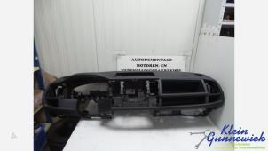 Gebruikte Dashboard Volkswagen Transporter Prijs € 395,00 Margeregeling aangeboden door Klein Gunnewiek Autodemontage & Motorentechniek