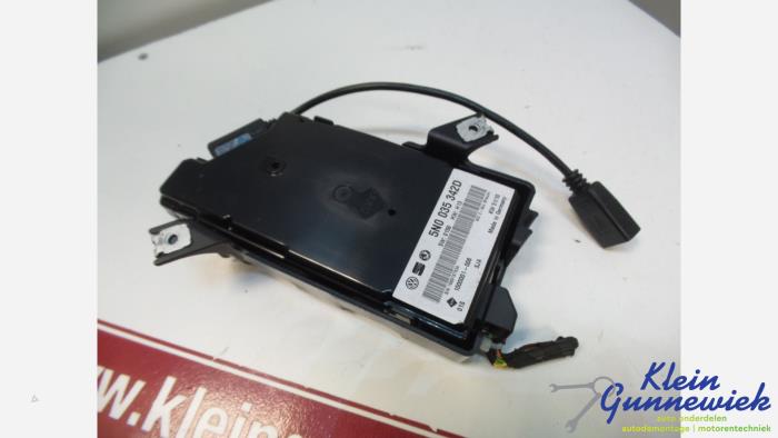 Gebruikte Computer Diversen Volkswagen Polo Prijs € 15,00 Margeregeling aangeboden door Klein Gunnewiek Autodemontage & Motorentechniek