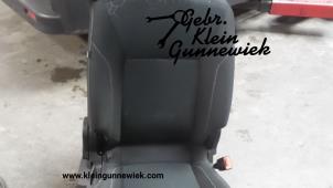Gebruikte Voorstoel rechts Ford B-Max Prijs € 150,00 Margeregeling aangeboden door Gebr.Klein Gunnewiek Ho.BV