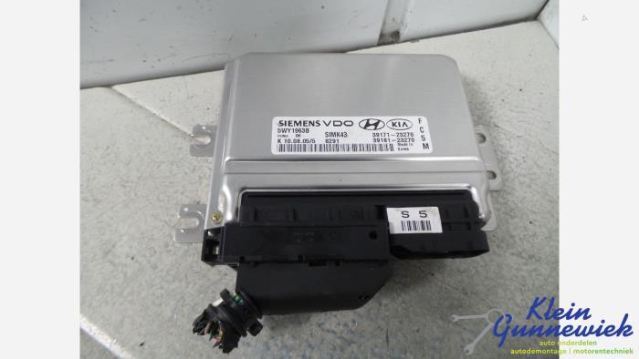Gebruikte Inspuitcomputer Hyundai Tucson Prijs € 53,00 Margeregeling aangeboden door Klein Gunnewiek Autodemontage & Motorentechniek