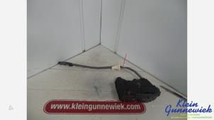 Gebruikte Deurslot Mechaniek 4Deurs rechts-voor Volkswagen E-Golf Prijs € 45,00 Margeregeling aangeboden door Klein Gunnewiek Autodemontage & Motorentechniek