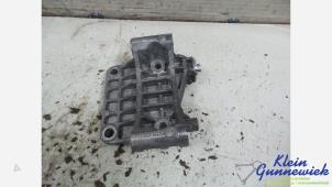 Gebruikte Dynamosteun onder Audi A6 Prijs € 25,00 Margeregeling aangeboden door Klein Gunnewiek Autodemontage & Motorentechniek