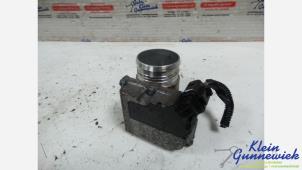 Gebruikte Gasklephuis Ford Focus Prijs € 55,00 Margeregeling aangeboden door Klein Gunnewiek Autodemontage & Motorentechniek