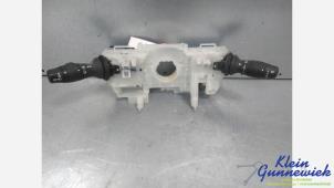 Gebruikte Combischakelaar Stuurkolom Renault Master Prijs € 75,00 Margeregeling aangeboden door Klein Gunnewiek Autodemontage & Motorentechniek