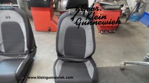 Gebruikte Voorstoel rechts Volkswagen Scirocco Prijs € 195,00 Margeregeling aangeboden door Gebr.Klein Gunnewiek Ho.BV