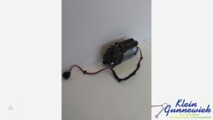 Gebruikte Luchtpomp (Vering) Audi E-Tron Prijs € 325,00 Margeregeling aangeboden door Klein Gunnewiek Autodemontage & Motorentechniek