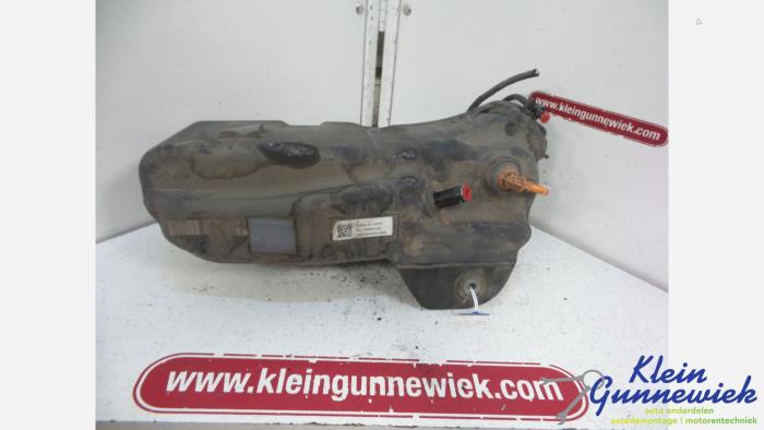 Gebruikte Adblue tank BMW 5-Serie Prijs € 150,00 Margeregeling aangeboden door Klein Gunnewiek Autodemontage & Motorentechniek