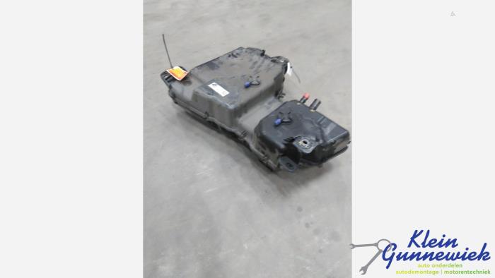 Gebruikte Tank adblue Volkswagen Tiguan Allspace Prijs € 157,00 Margeregeling aangeboden door Klein Gunnewiek Autodemontage & Motorentechniek