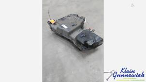 Gebruikte Tank adblue Volkswagen Tiguan Allspace Prijs € 175,00 Margeregeling aangeboden door Klein Gunnewiek Autodemontage & Motorentechniek