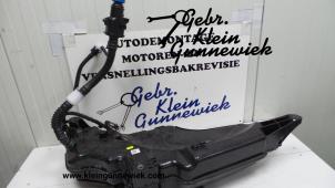 Gebruikte Tank adblue Volkswagen T-Roc Prijs € 175,00 Margeregeling aangeboden door Gebr.Klein Gunnewiek Ho.BV