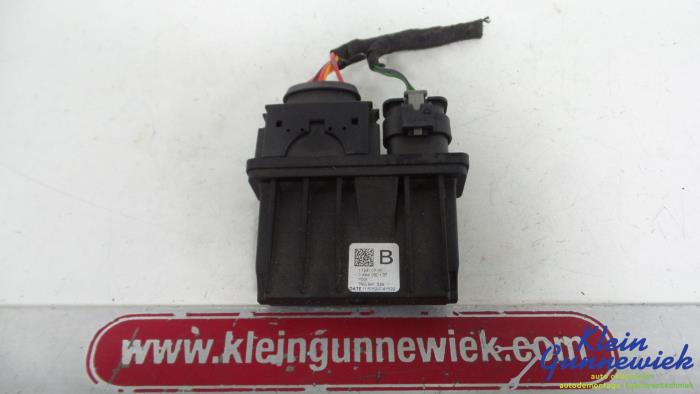Gebruikte Adblue Computer Volkswagen E-Golf Prijs € 24,00 Margeregeling aangeboden door Klein Gunnewiek Autodemontage & Motorentechniek