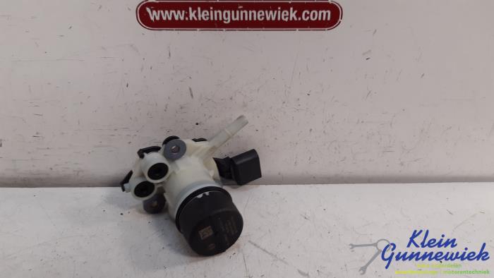 Gebruikte Pomp adblue Volkswagen E-Golf Prijs € 139,00 Margeregeling aangeboden door Klein Gunnewiek Autodemontage & Motorentechniek