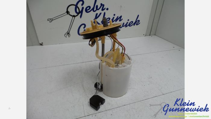 Gebruikte Tank element Pomp Volkswagen Passat Prijs € 96,00 Margeregeling aangeboden door Klein Gunnewiek Autodemontage & Motorentechniek