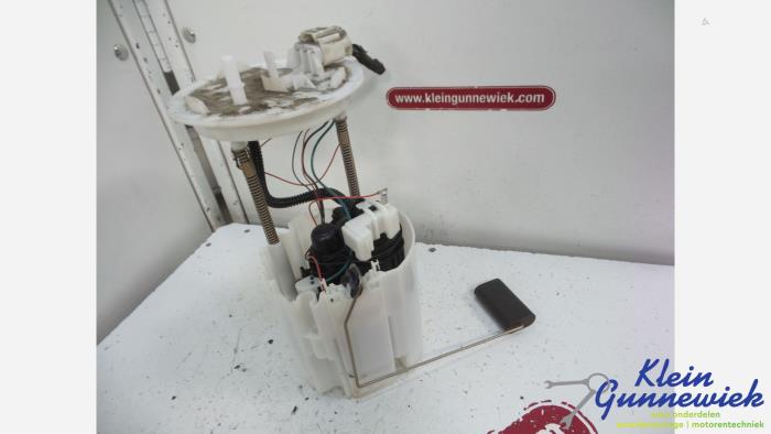 Gebruikte Tank element Pomp Opel Insignia Prijs € 55,00 Margeregeling aangeboden door Klein Gunnewiek Autodemontage & Motorentechniek