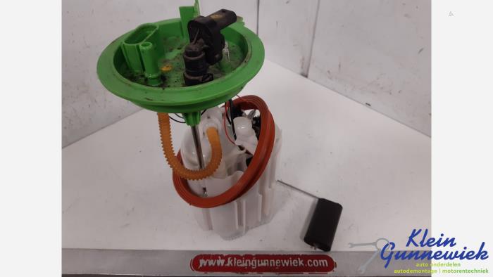 Gebruikte Tank element Pomp Volkswagen Passat Prijs € 55,00 Margeregeling aangeboden door Klein Gunnewiek Autodemontage & Motorentechniek