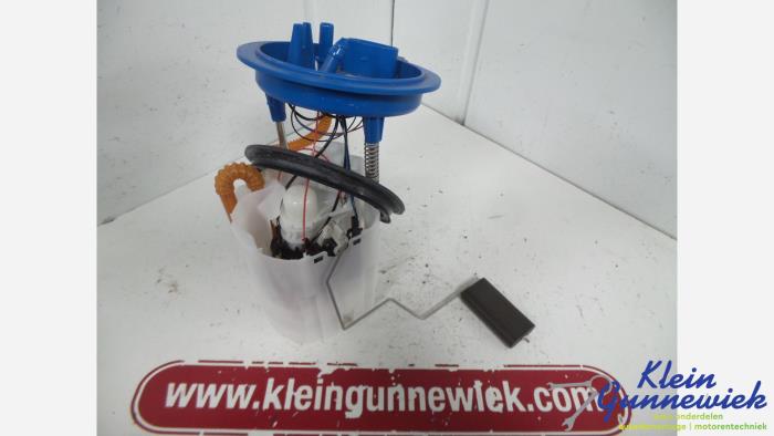 Gebruikte Tank element Pomp Volkswagen Passat Prijs € 96,00 Margeregeling aangeboden door Klein Gunnewiek Autodemontage & Motorentechniek