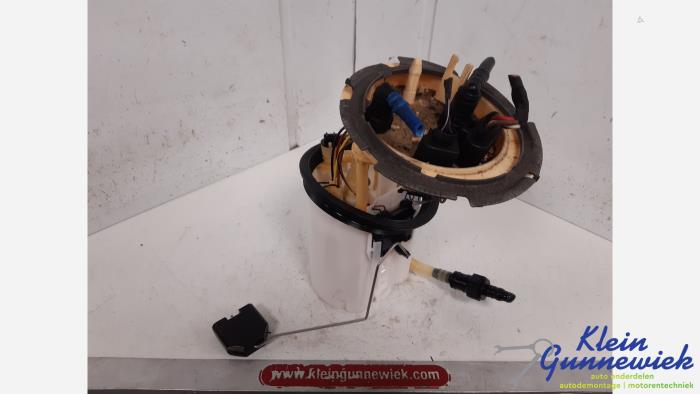 Gebruikte Tank element Pomp Volkswagen Passat Prijs € 112,00 Margeregeling aangeboden door Klein Gunnewiek Autodemontage & Motorentechniek