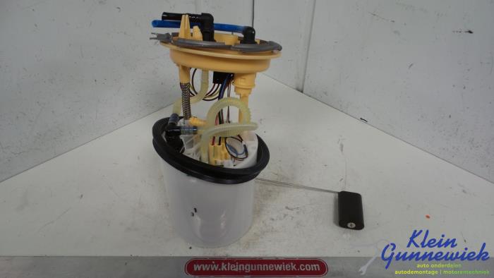 Gebruikte Tank element Pomp Volkswagen E-Golf Prijs € 88,00 Margeregeling aangeboden door Klein Gunnewiek Autodemontage & Motorentechniek