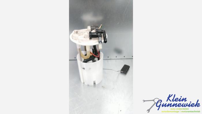 Gebruikte Tank element Pomp Nissan NV300 Prijs € 113,00 Margeregeling aangeboden door Klein Gunnewiek Autodemontage & Motorentechniek