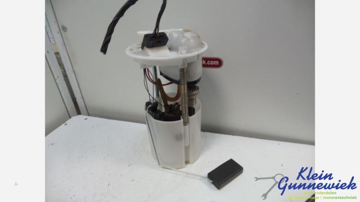 Gebruikte Tank element Pomp Ford KA Prijs € 76,00 Margeregeling aangeboden door Klein Gunnewiek Autodemontage & Motorentechniek