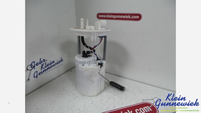 Gebruikte Tank element Pomp Opel Karl Prijs € 48,00 Margeregeling aangeboden door Klein Gunnewiek Autodemontage & Motorentechniek