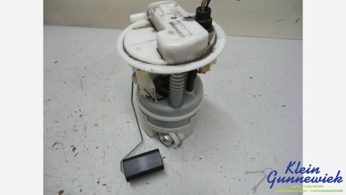 Gebruikte Tank element Pomp Renault Clio Prijs € 32,00 Margeregeling aangeboden door Klein Gunnewiek Autodemontage & Motorentechniek