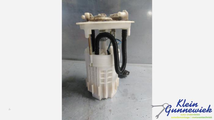Gebruikte Tank element Pomp Opel Vivaro Prijs € 60,00 Margeregeling aangeboden door Klein Gunnewiek Autodemontage & Motorentechniek