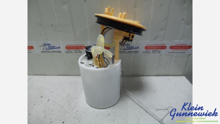 Gebruikte Tank element Pomp Volkswagen E-Golf Prijs € 88,00 Margeregeling aangeboden door Klein Gunnewiek Autodemontage & Motorentechniek