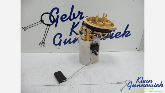 Gebruikte Tank element Pomp Volkswagen E-Golf Prijs € 88,00 Margeregeling aangeboden door Klein Gunnewiek Autodemontage & Motorentechniek