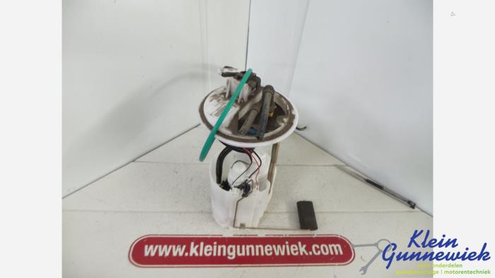 Gebruikte Tank element Pomp Opel Meriva Prijs € 50,00 Margeregeling aangeboden door Klein Gunnewiek Autodemontage & Motorentechniek