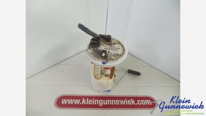 Gebruikte Tank element Pomp Ford Fiesta Prijs € 24,00 Margeregeling aangeboden door Klein Gunnewiek Autodemontage & Motorentechniek