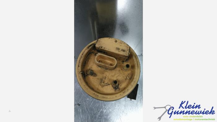 Brandstofpomp Elektrisch van een Volkswagen Caddy 2005