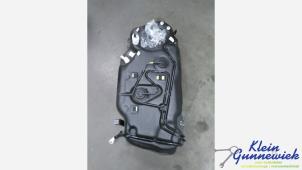 Gebruikte Tank Ford Kuga Prijs € 295,00 Margeregeling aangeboden door Klein Gunnewiek Autodemontage & Motorentechniek