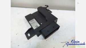 Gebruikte Computer Diversen Audi A8 Prijs € 65,00 Margeregeling aangeboden door Klein Gunnewiek Autodemontage & Motorentechniek