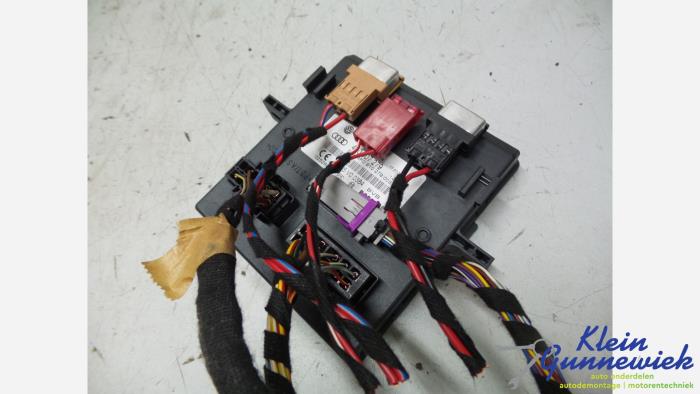 Gebruikte Computer Diversen Audi A6 Prijs € 15,00 Margeregeling aangeboden door Klein Gunnewiek Autodemontage & Motorentechniek