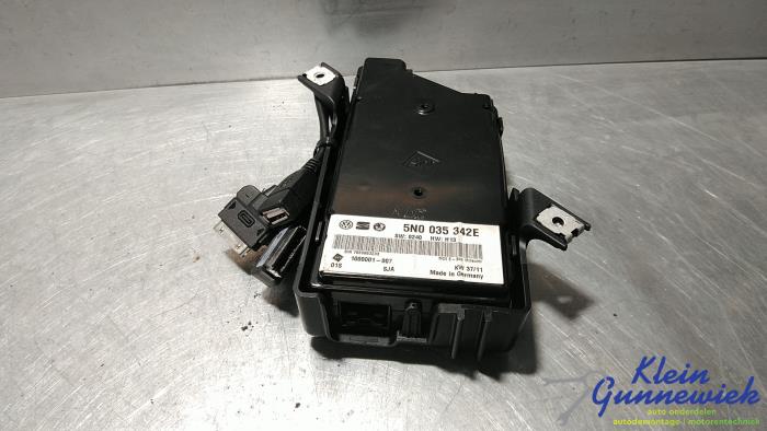 Gebruikte Computer Diversen Volkswagen Polo Prijs € 15,00 Margeregeling aangeboden door Klein Gunnewiek Autodemontage & Motorentechniek