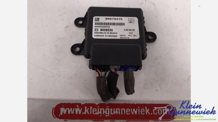 Gebruikte Computer Diversen Opel Antara Prijs € 31,00 Margeregeling aangeboden door Klein Gunnewiek Autodemontage & Motorentechniek