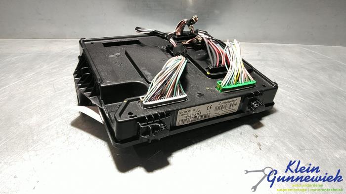 Gebruikte Computer Diversen Renault Fluence Prijs € 50,00 Margeregeling aangeboden door Klein Gunnewiek Autodemontage & Motorentechniek