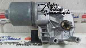 Gebruikte Ruitenwissermotor voor Volkswagen Eos Prijs € 60,00 Margeregeling aangeboden door Gebr.Klein Gunnewiek Ho.BV