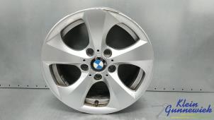 Gebruikte Velg BMW 3-Serie Prijs € 50,00 Margeregeling aangeboden door Klein Gunnewiek Autodemontage & Motorentechniek