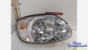 Gebruikte Koplamp rechts Hyundai Accent Prijs € 35,00 Margeregeling aangeboden door Klein Gunnewiek Autodemontage & Motorentechniek