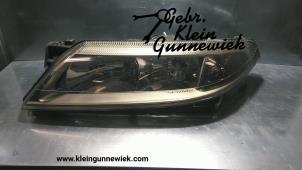 Gebruikte Linker Koplamp Renault Laguna Prijs € 110,00 Margeregeling aangeboden door Gebr.Klein Gunnewiek Ho.BV