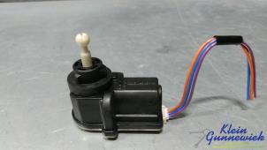 Gebruikte Motor Koplamp Ford Transit Prijs € 25,00 Margeregeling aangeboden door Klein Gunnewiek Autodemontage & Motorentechniek