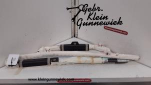 Gebruikte Hemel airbag rechts Kia Optima Prijs € 150,00 Margeregeling aangeboden door Gebr.Klein Gunnewiek Ho.BV