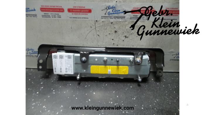 Airbag knie rechts van een Audi A3 2015