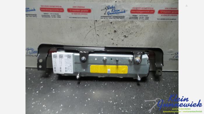 Airbag knie rechts van een Audi A3 2015