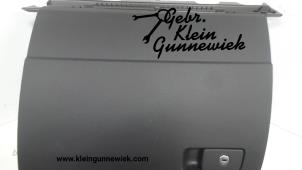 Gebruikte Dashboardkastje Volkswagen Arteon Prijs € 60,00 Margeregeling aangeboden door Gebr.Klein Gunnewiek Ho.BV