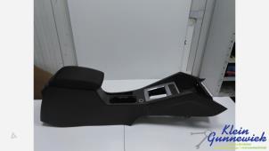 Gebruikte Armleuning Skoda Octavia Prijs € 100,00 Margeregeling aangeboden door Klein Gunnewiek Autodemontage & Motorentechniek