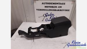 Gebruikte Armleuning Seat Ateca Prijs € 115,00 Margeregeling aangeboden door Klein Gunnewiek Autodemontage & Motorentechniek