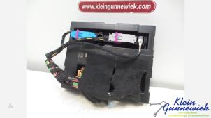 Gebruikte Computer Body Control Audi A8 Prijs € 95,00 Margeregeling aangeboden door Klein Gunnewiek Autodemontage & Motorentechniek